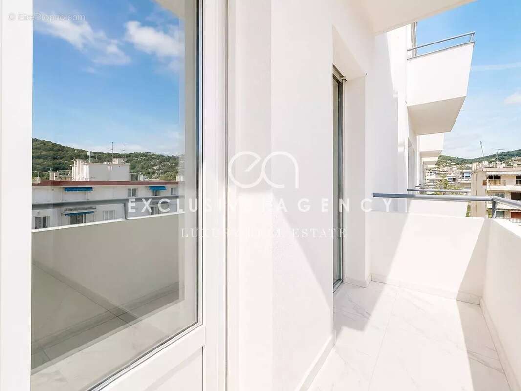 Le cannet élégant 3 pieces 86m² entierement renove - photo 14