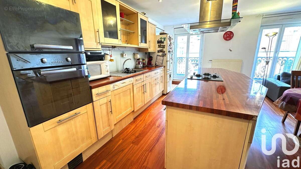 Photo 3 - Appartement à SAINT-ETIENNE