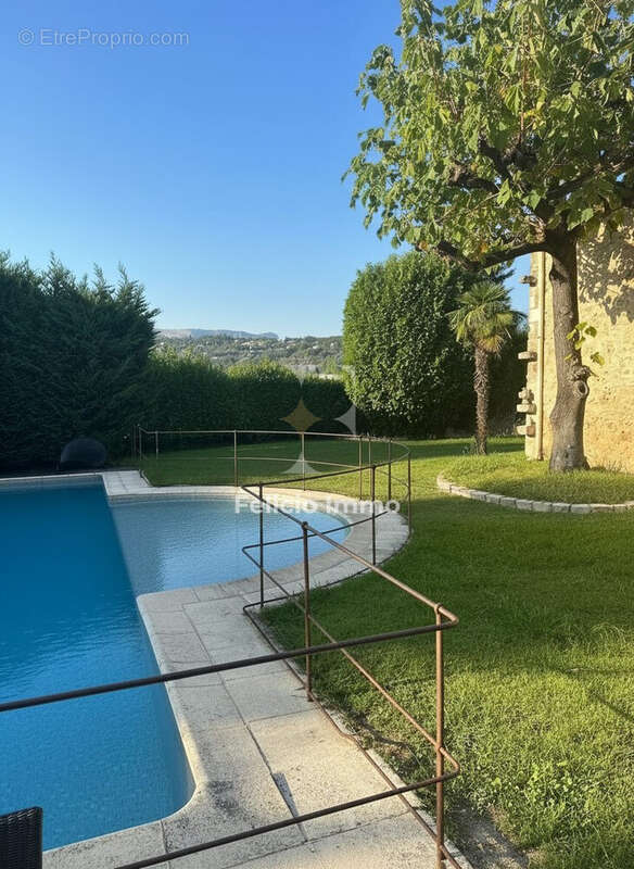 Maison à OPIO