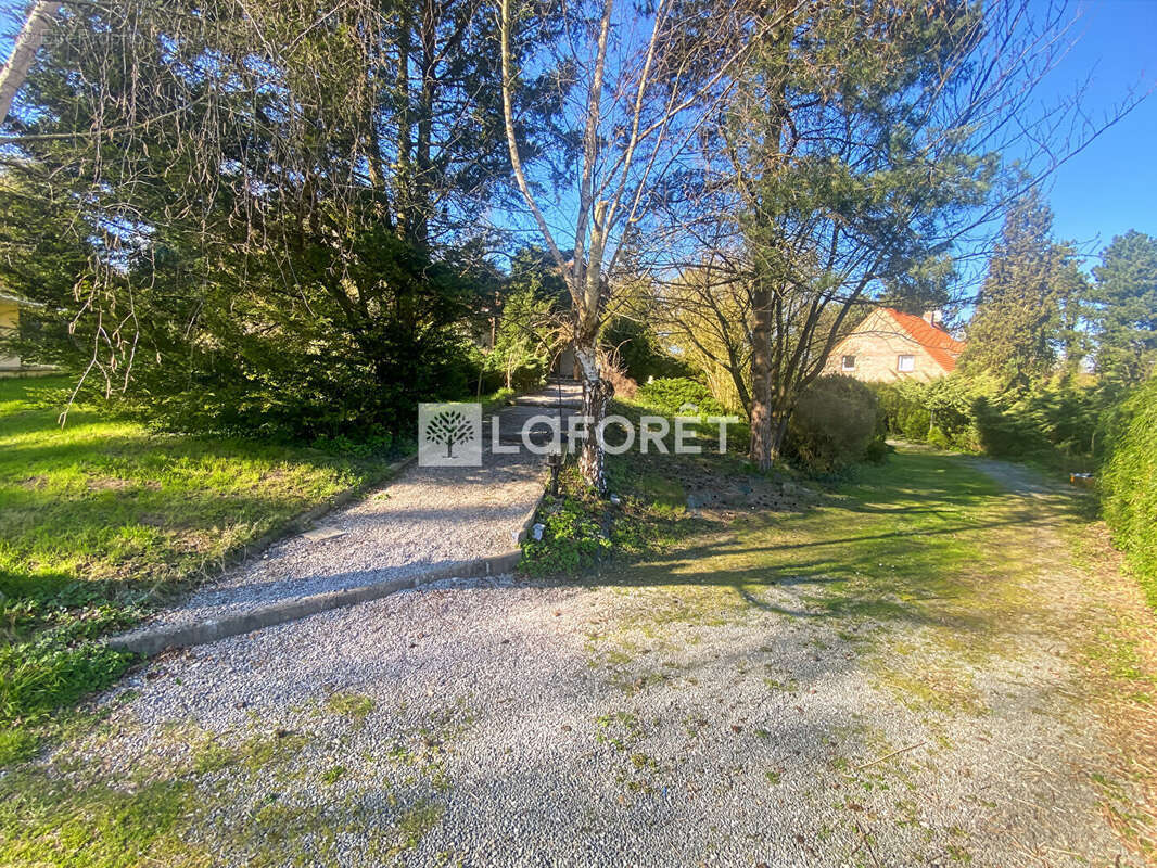 Maison à BONNINGUES-LES-ARDRES