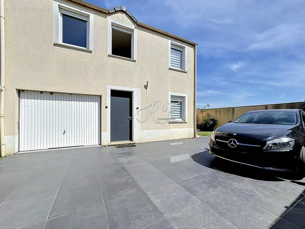 Photo 1 - Maison à OSNY