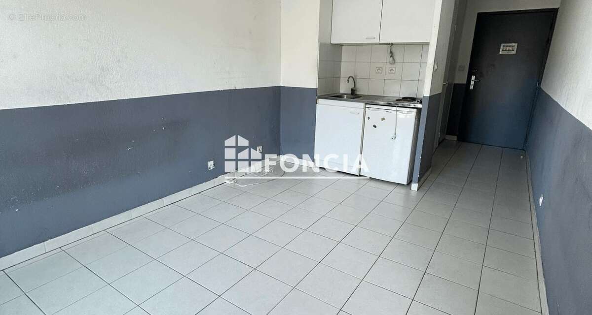 Appartement à MARSEILLE-5E