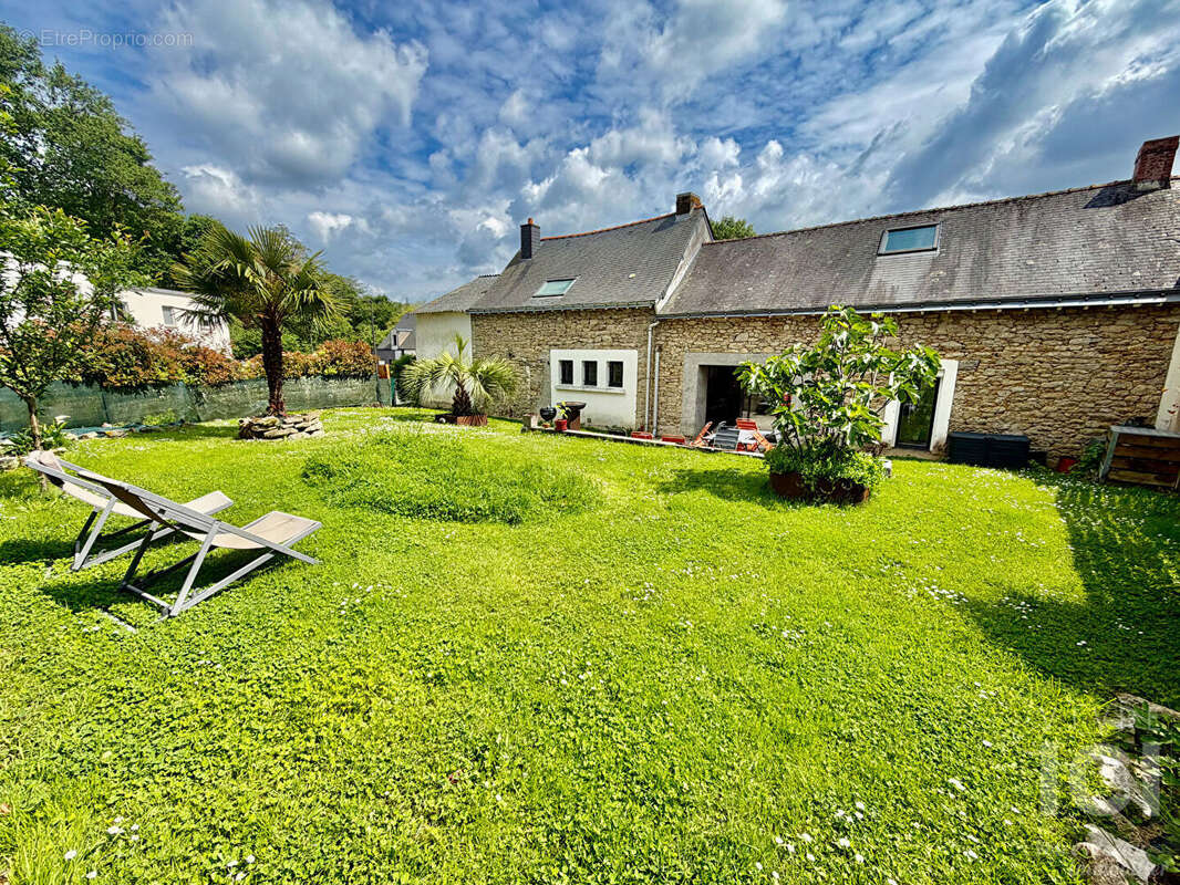 Maison à TREILLIERES