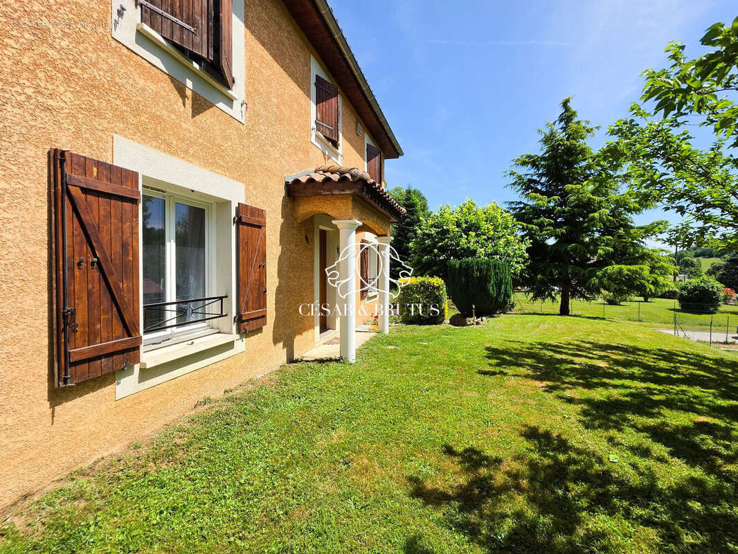 Maison à CHAMPIER
