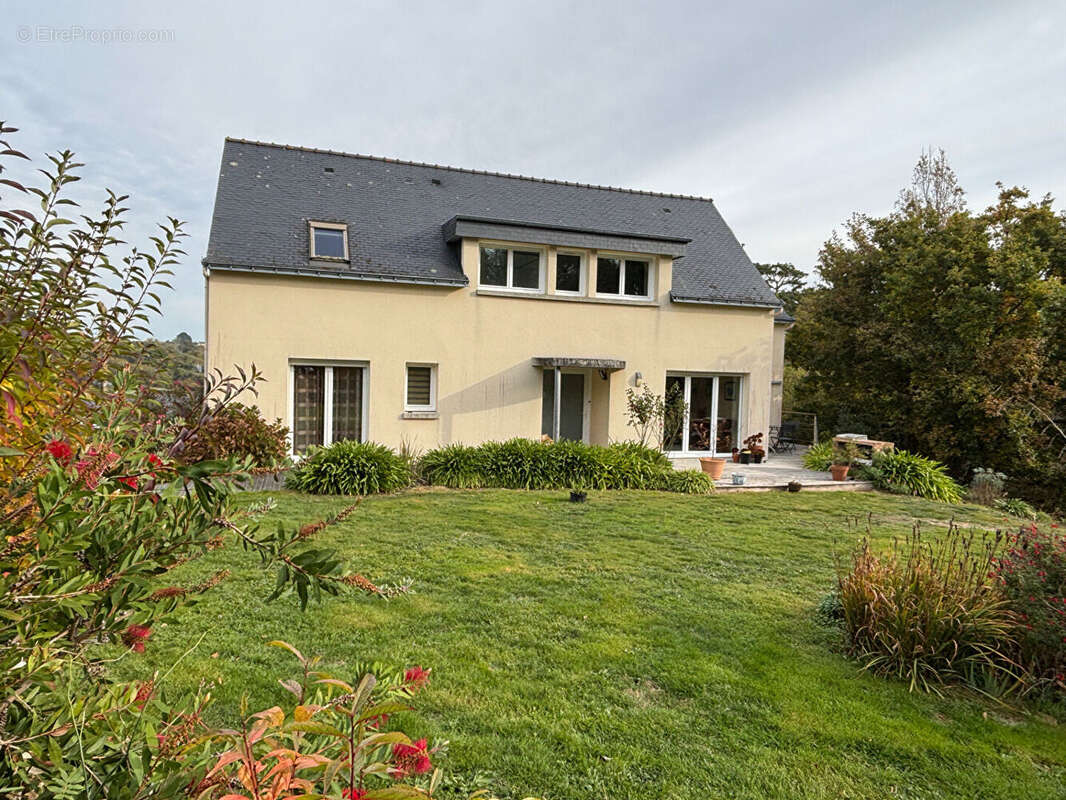 Maison à CLOHARS-CARNOET