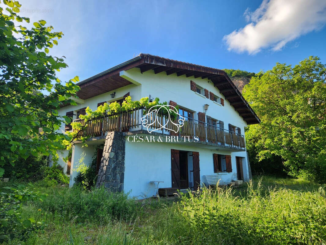 Maison 174 m² à Couzon-Au-Mont-D'or  - photo 6