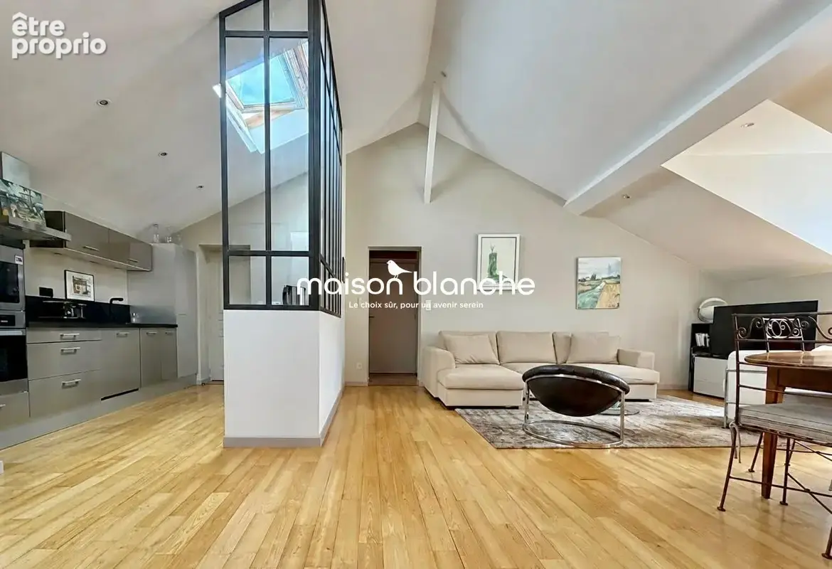 Appartement 4 pièces 94 m² à vendre à Angers (49000) - photo 2