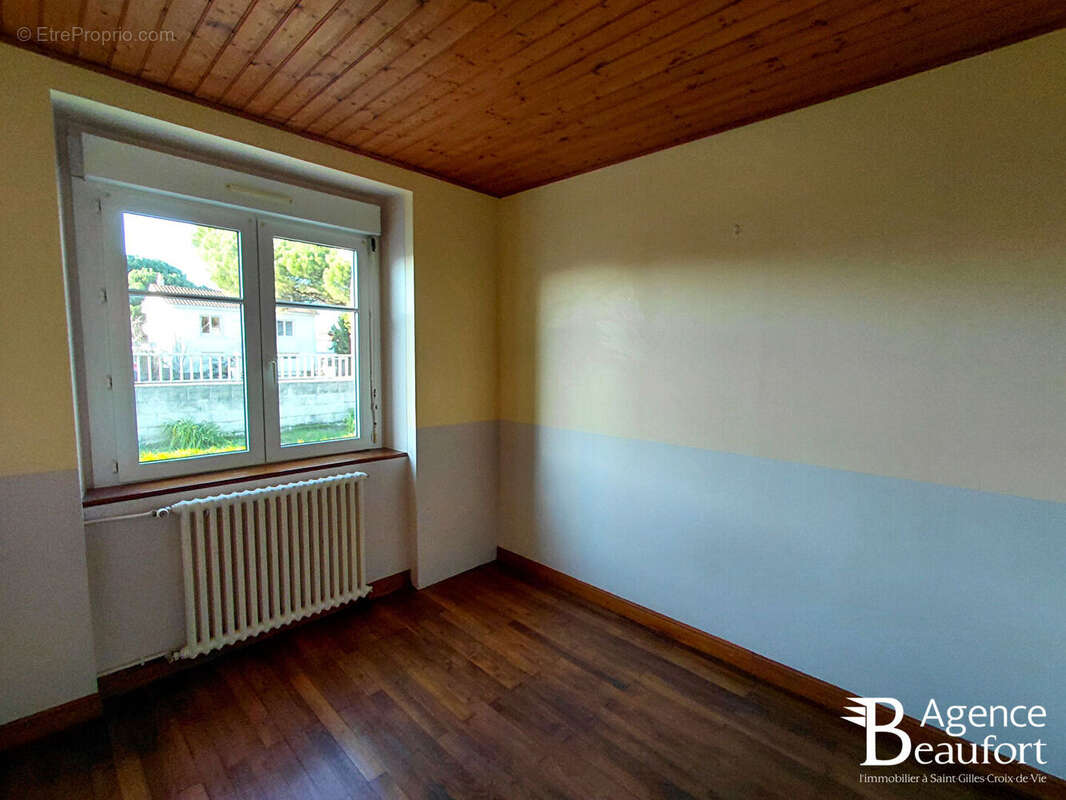 Maison 2 chambres + bureau - Le Fenouiller - photo 5