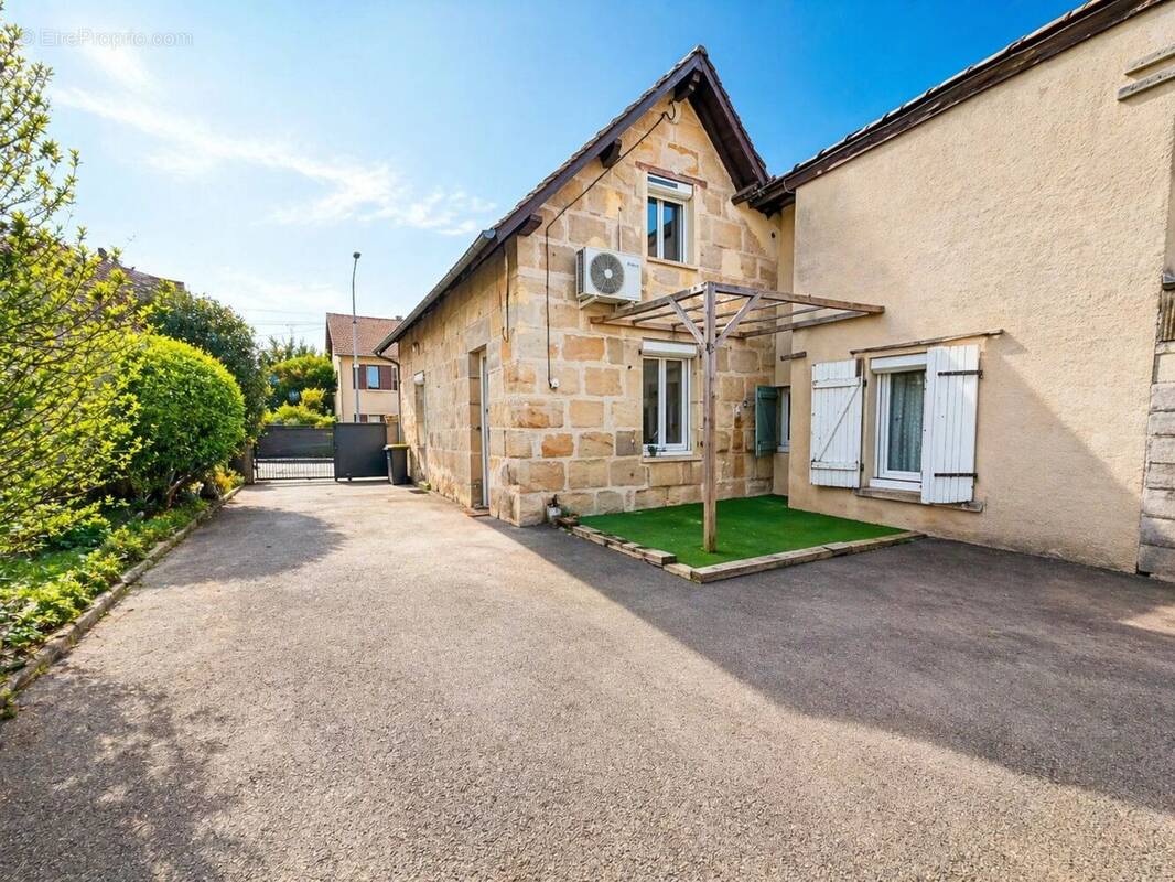 Maison à BRIVE-LA-GAILLARDE