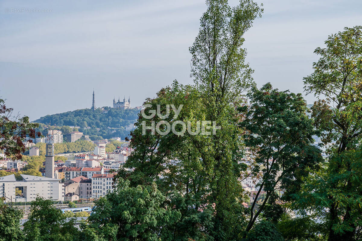 Appartement à LYON-9E