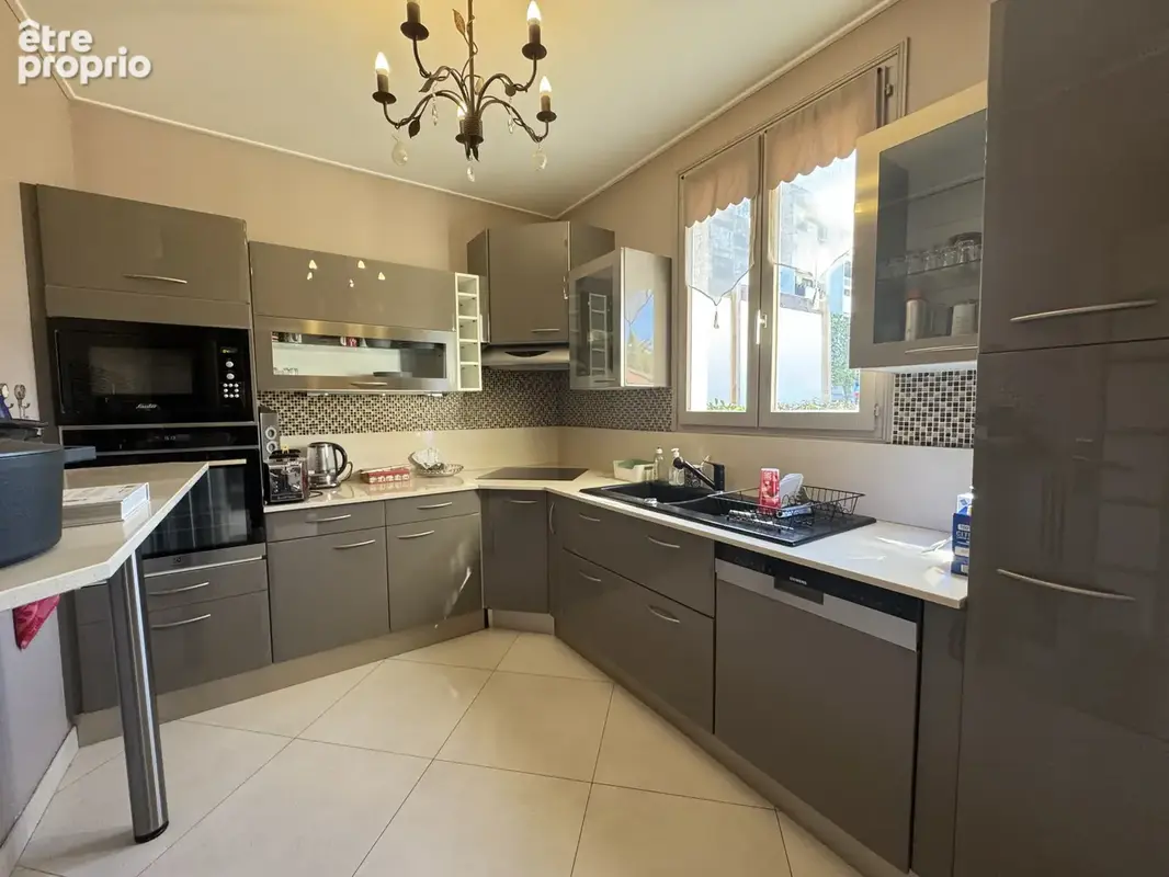 St Maur pavillon 7p 134m2 terrain 271m2 - photo 8