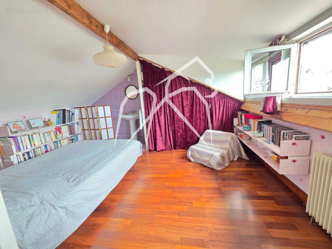 Maison de caractère JOUVENET   121 M²   4 Chambres  Garage - photo 16