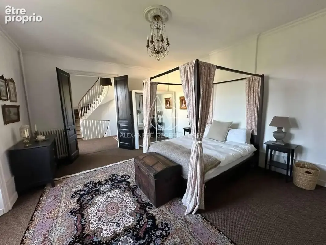 Maison à vendre 11 pièces  a 305 min de Limoges. Venez avec votre brosse à dents - photo 13