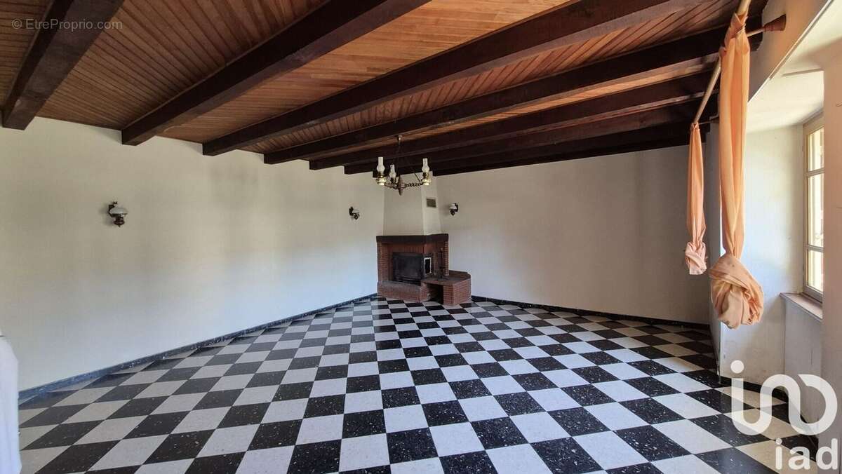 Photo 4 - Maison à ENTRAYGUES-SUR-TRUYERE
