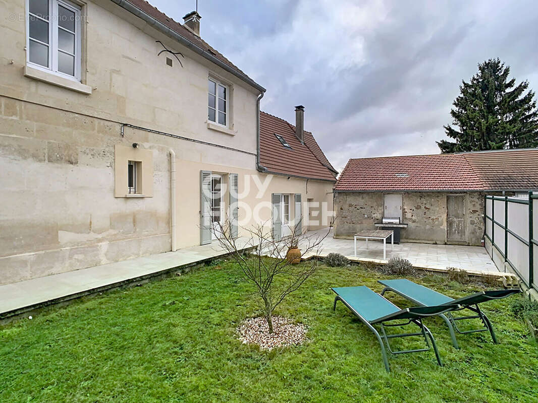 Maison à LEVIGNEN
