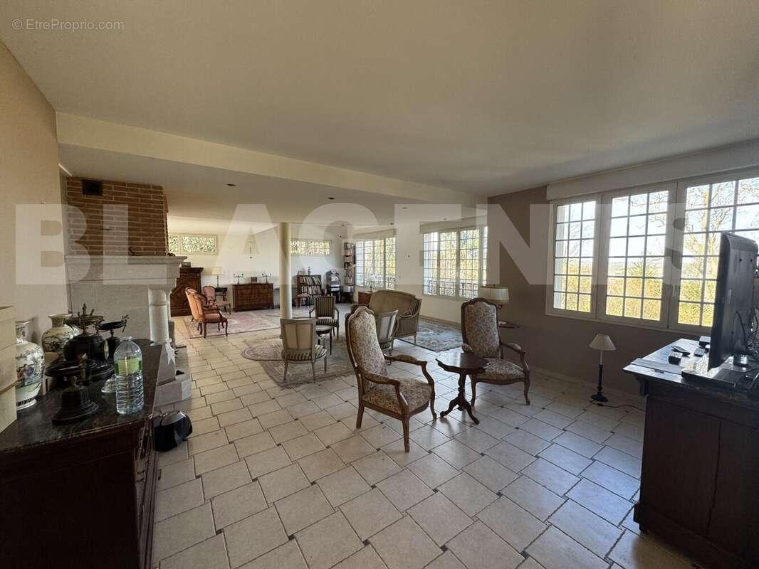 IMG_7807 - Maison à SAINT-JEAN-LES-DEUX-JUMEAUX