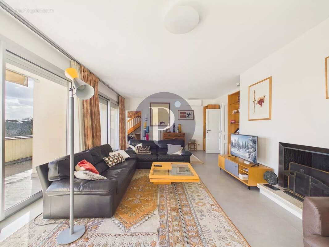 Maison à LE PLESSIS-ROBINSON