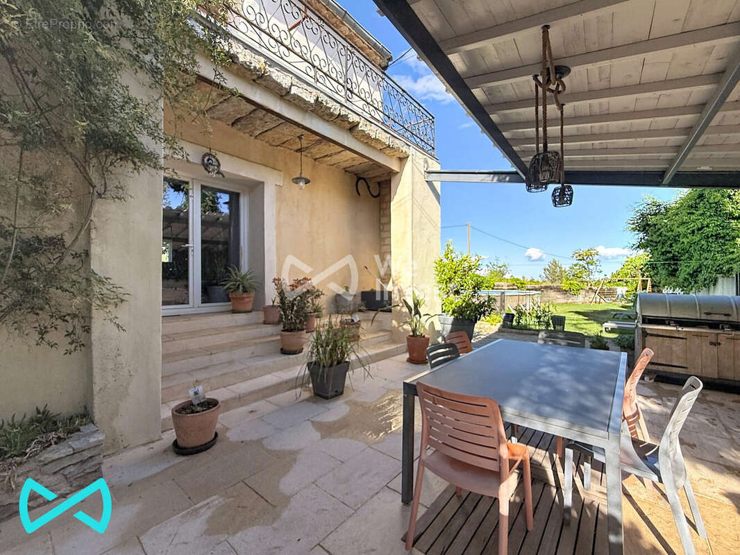 Maison 163 m² à Grabels  - photo 2