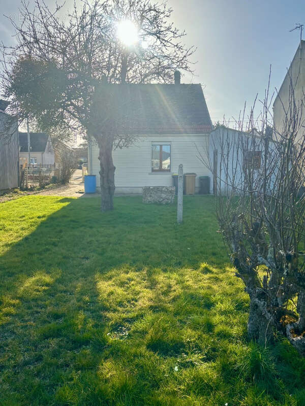 Maison à CHATEAUNEUF-EN-THYMERAIS