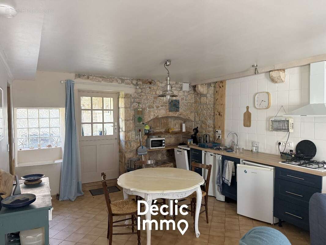 Ensemble immobilier saint just luzac - photo 6