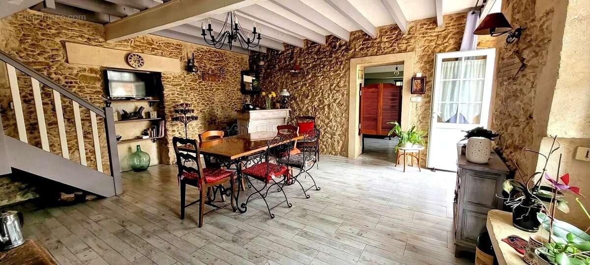 Maison à GUILLOS