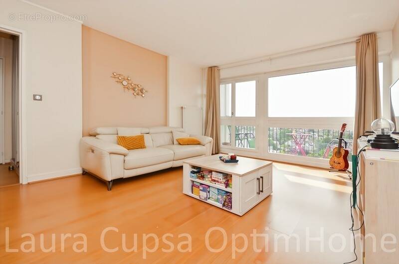 Appartement à BOURG-LA-REINE