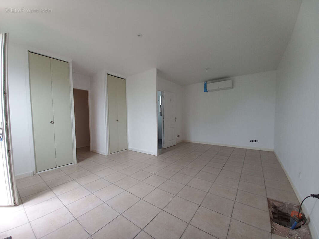 Maison à LA BREE-LES-BAINS