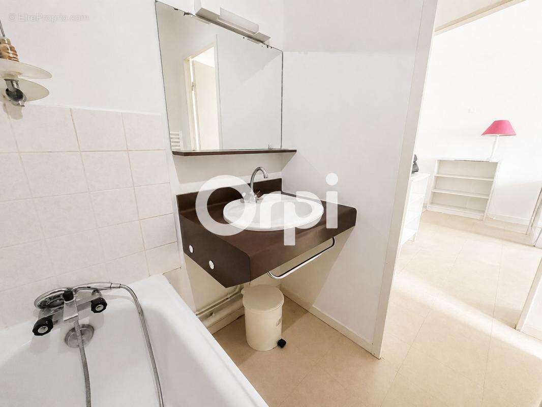 Appartement à SAINT-MARTIN-DE-RE