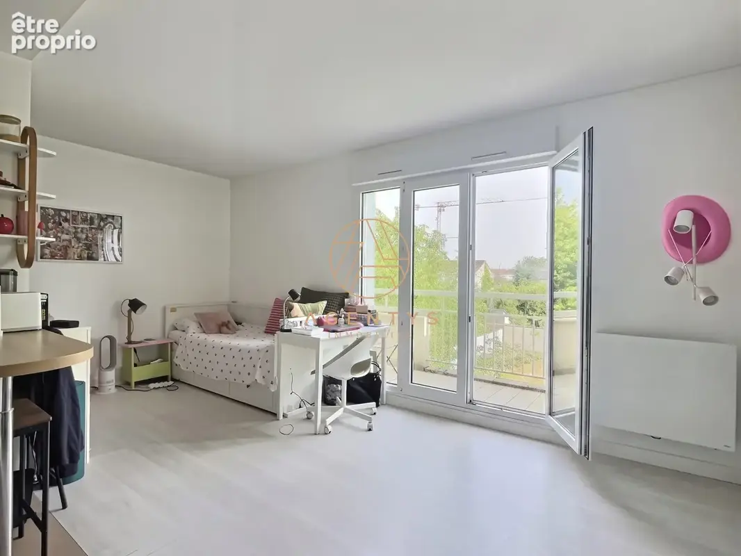 Appartement 25 m² à Saint-Maur-Des-Fosses  - photo 2
