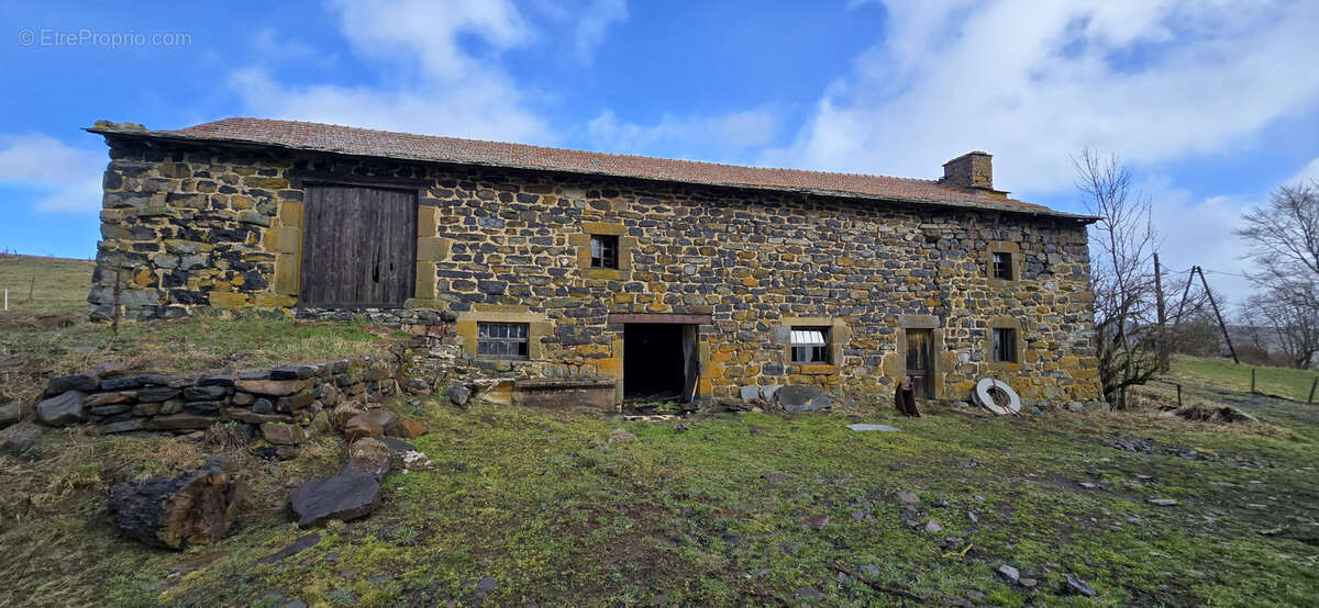 Maison à CHAMPCLAUSE