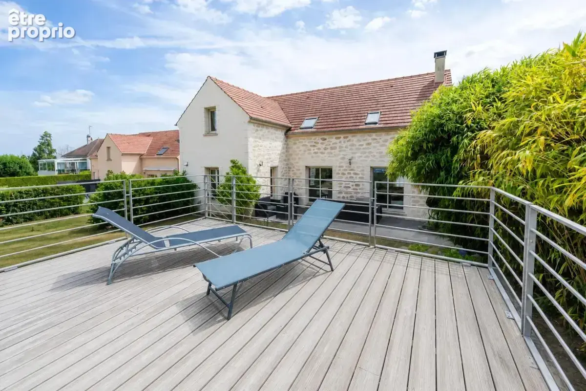 Maison de 8 pièces de 180 m² à Jambville - photo 2