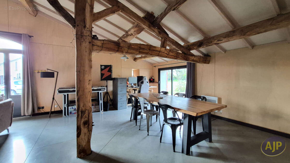 Maison à SAINT-PHILBERT-DE-GRAND-LIEU