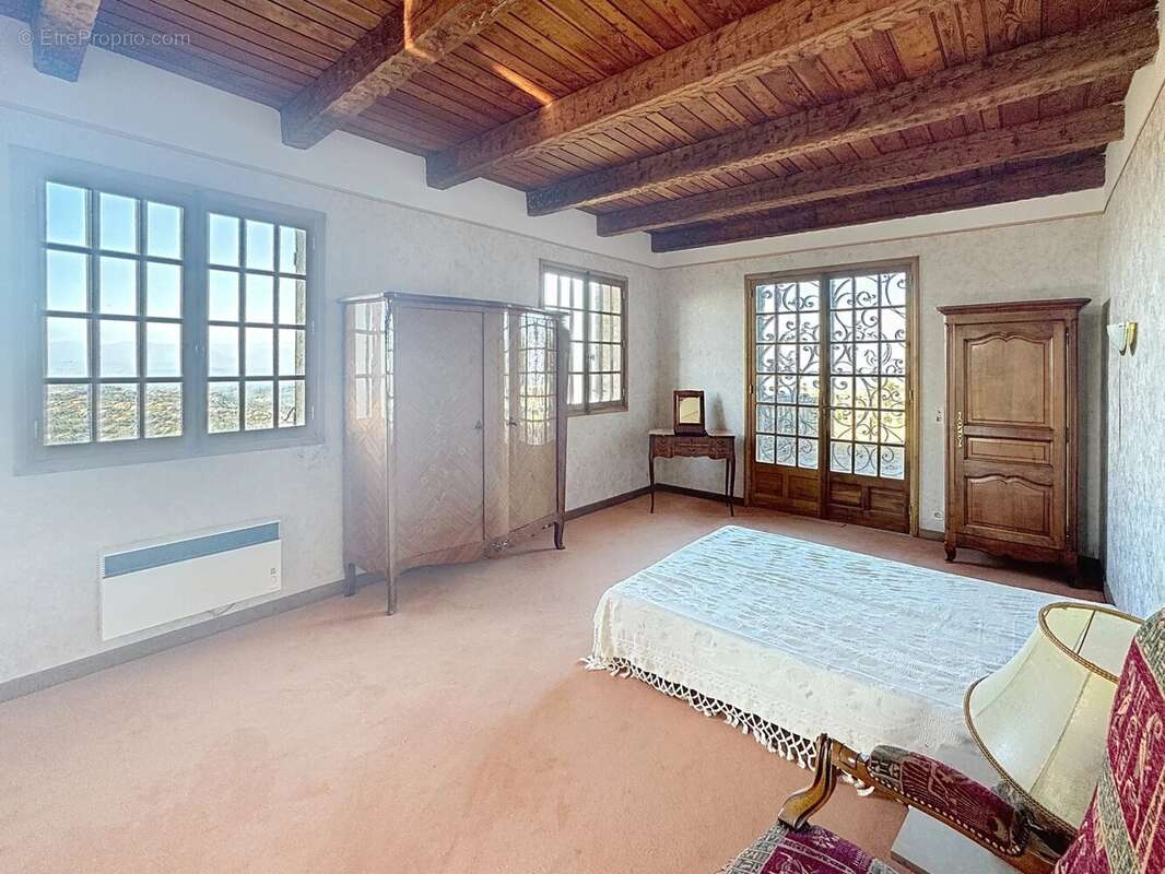 Maison à MANDELIEU-LA-NAPOULE
