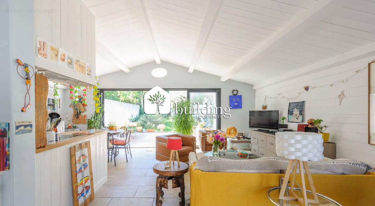 La Couarde-sur-Mer - Maison 5 pièces 125 m² avec 220 m² de jardin - photo 7