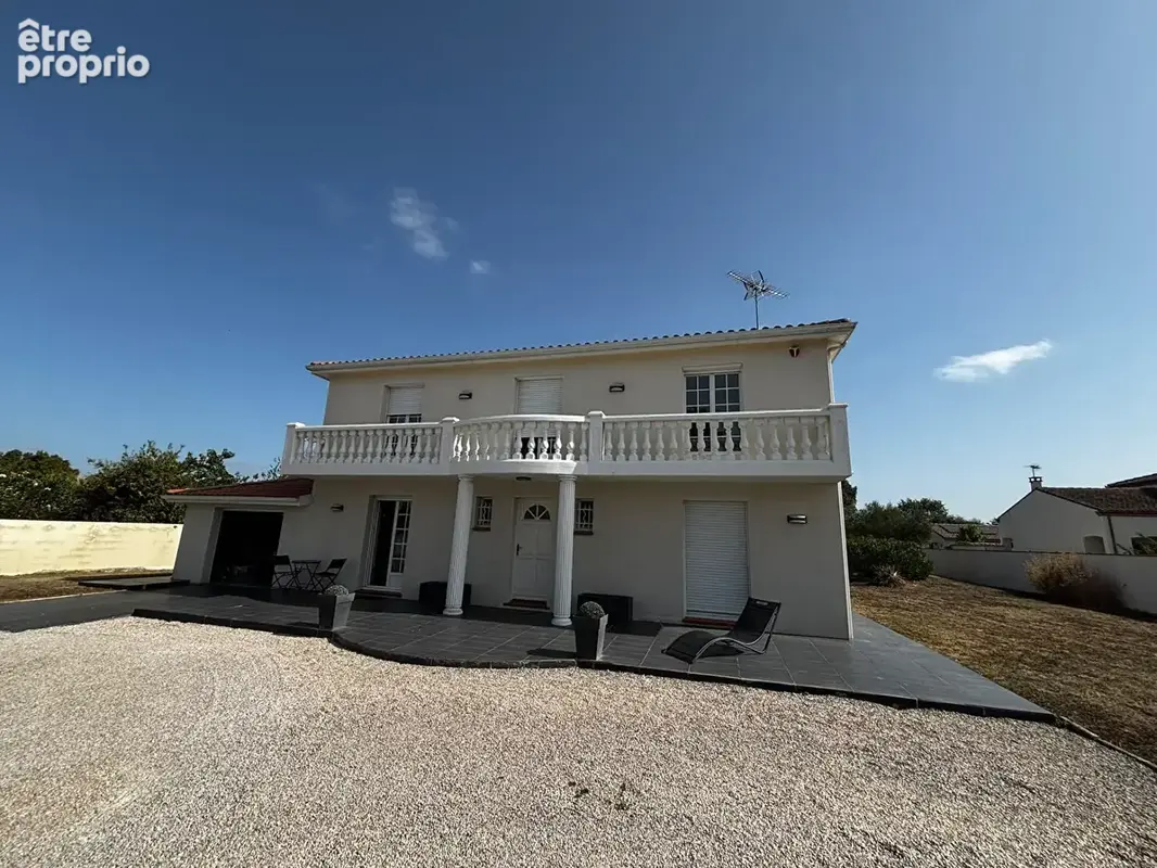 CUGNAUX ? Maison familiale avec piscine sur un terrain de 1 446 m² - photo 8