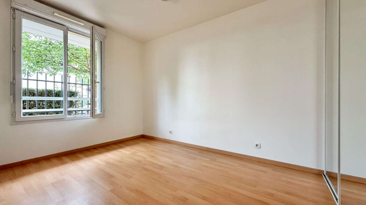 Appartement à CORBEIL-ESSONNES