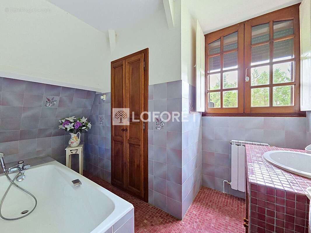 Maison à LAGOR