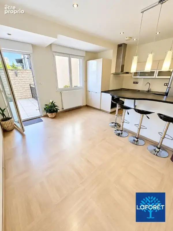 Nancy quartier parc de saurupt  maison 145 m²  5 chambres  terrasse et patio - photo 5