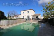 Maison à POMEROLS