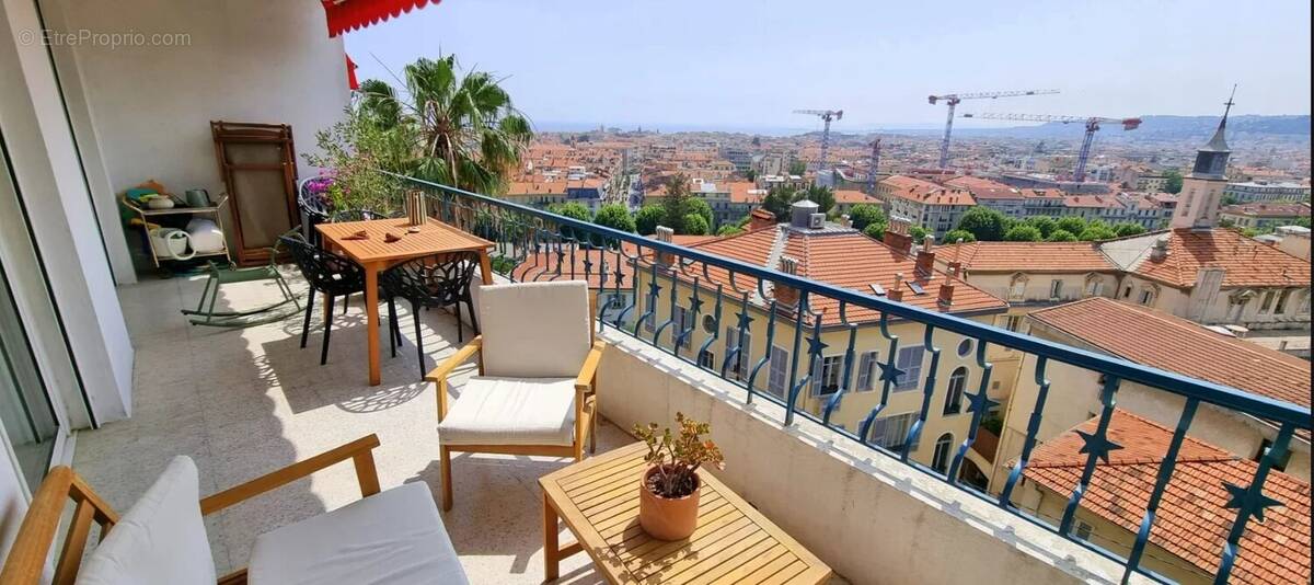 Appartement à NICE