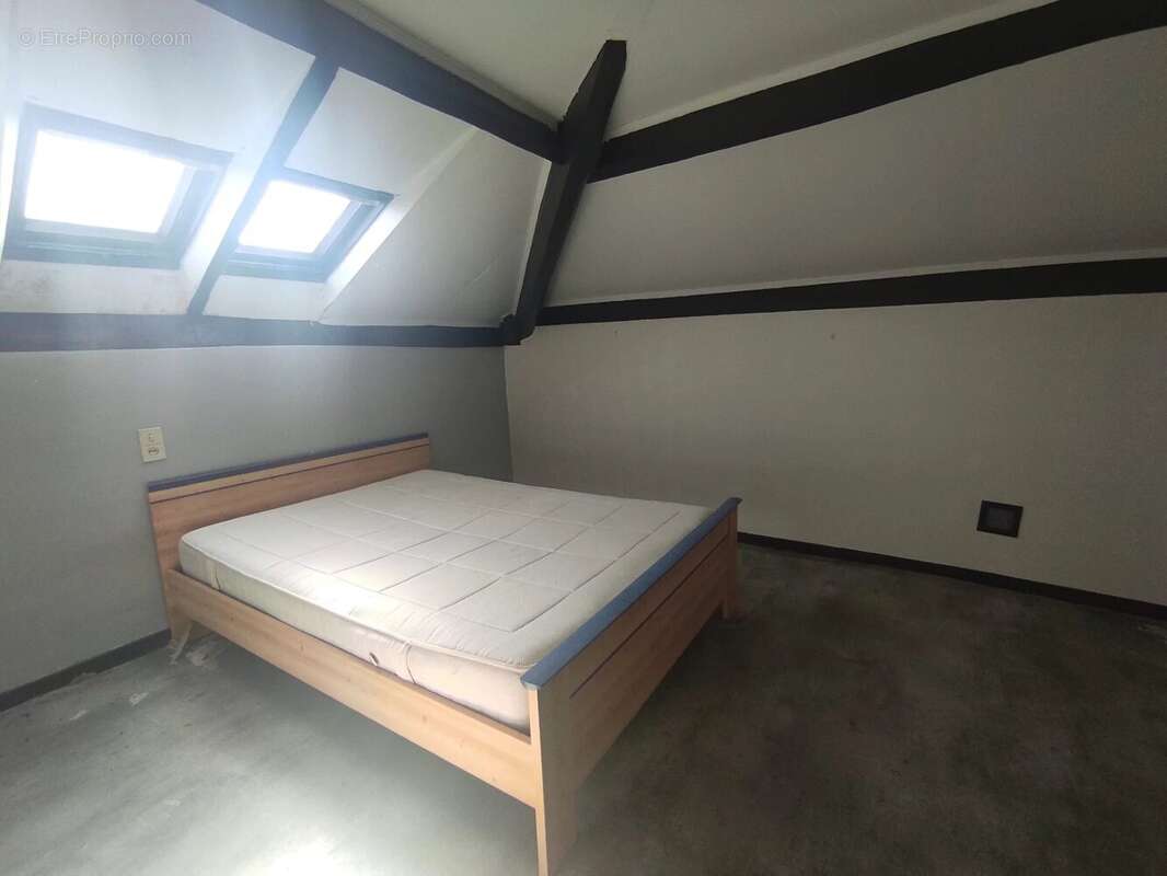 Maison 120 m² à Montpezat-De-Quercy  - photo 12