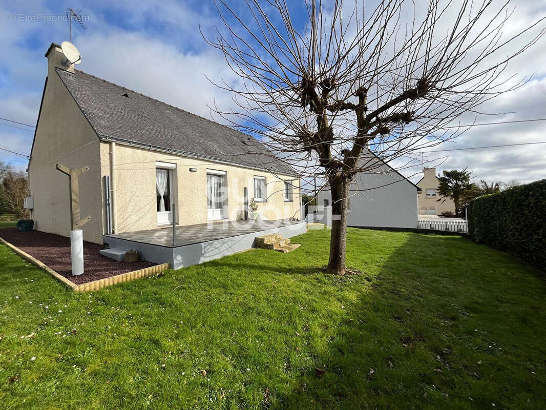 Maison à SERENT