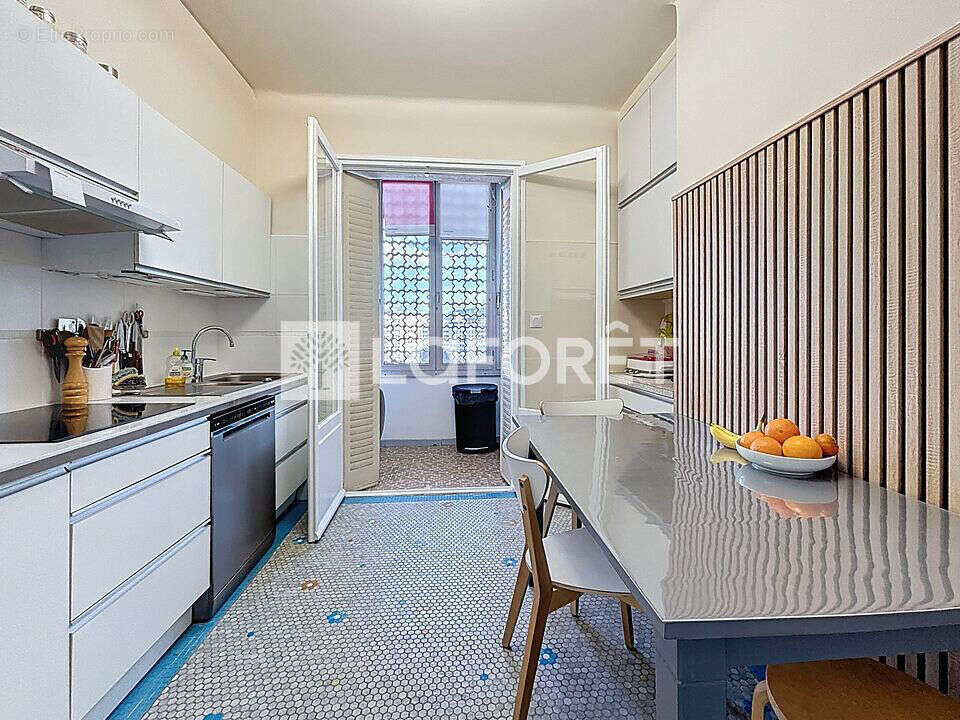 Appartement à MARSEILLE-8E