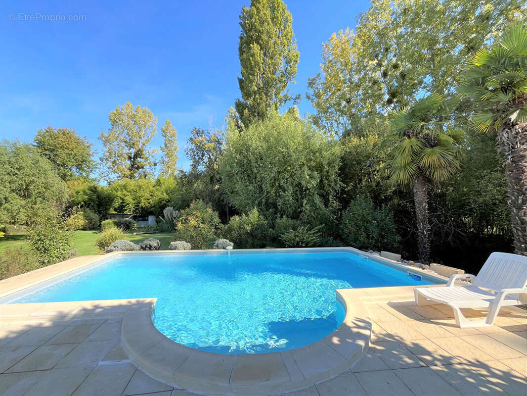 Maison à PRIGONRIEUX