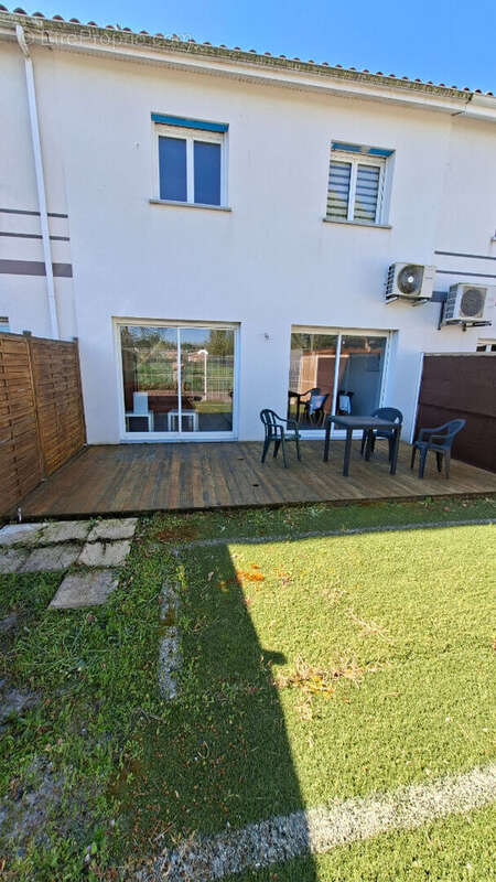 Maison à LAMARQUE