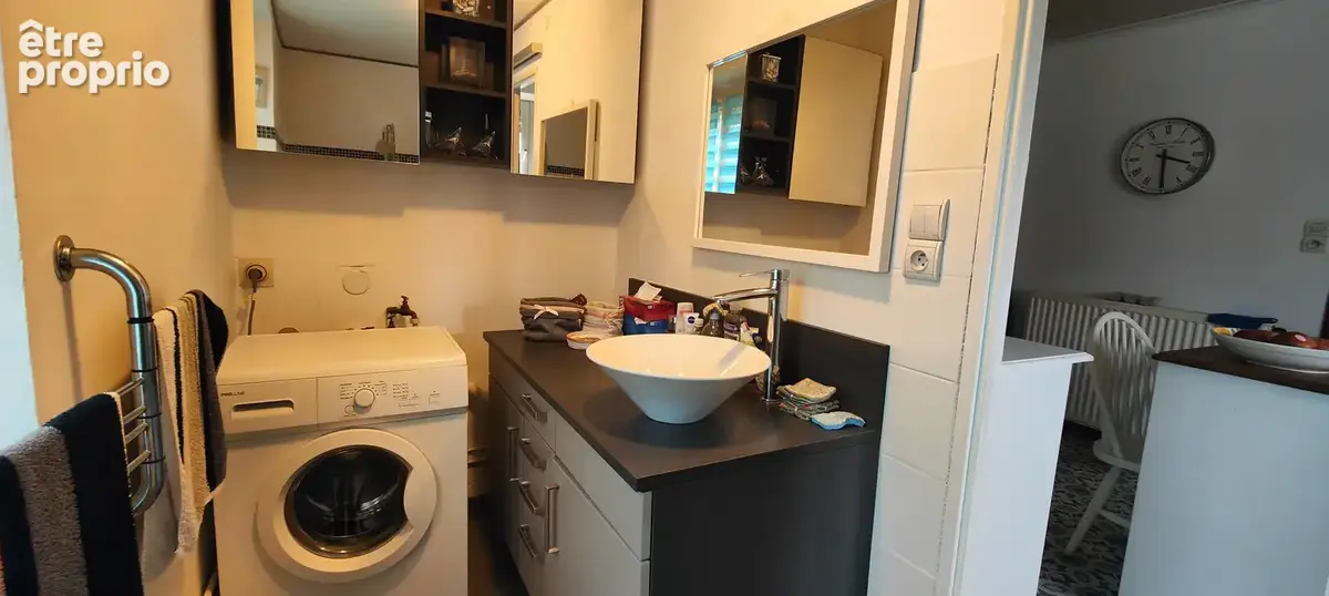 A La Claquette, appartement F2 en duplex, 68.40 m2, jardin privatif de 98 m2, deux grandes caves. - photo 12