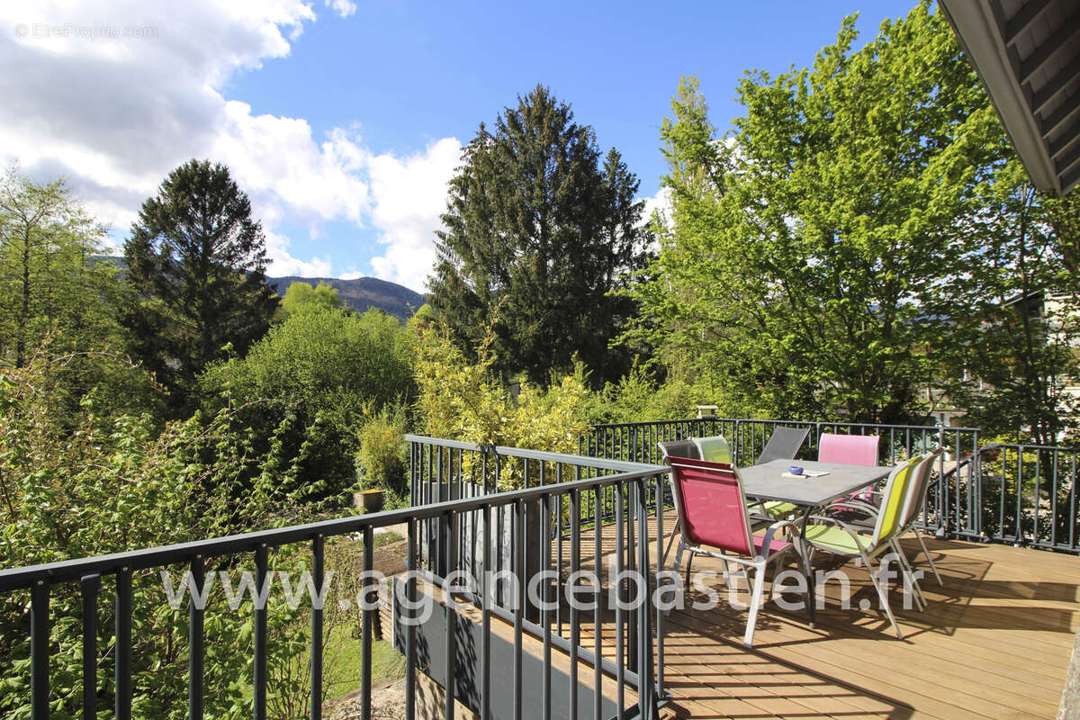 Maison à DIVONNE-LES-BAINS