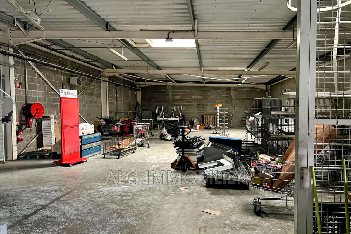 Commerce à FRESNAY-SUR-SARTHE