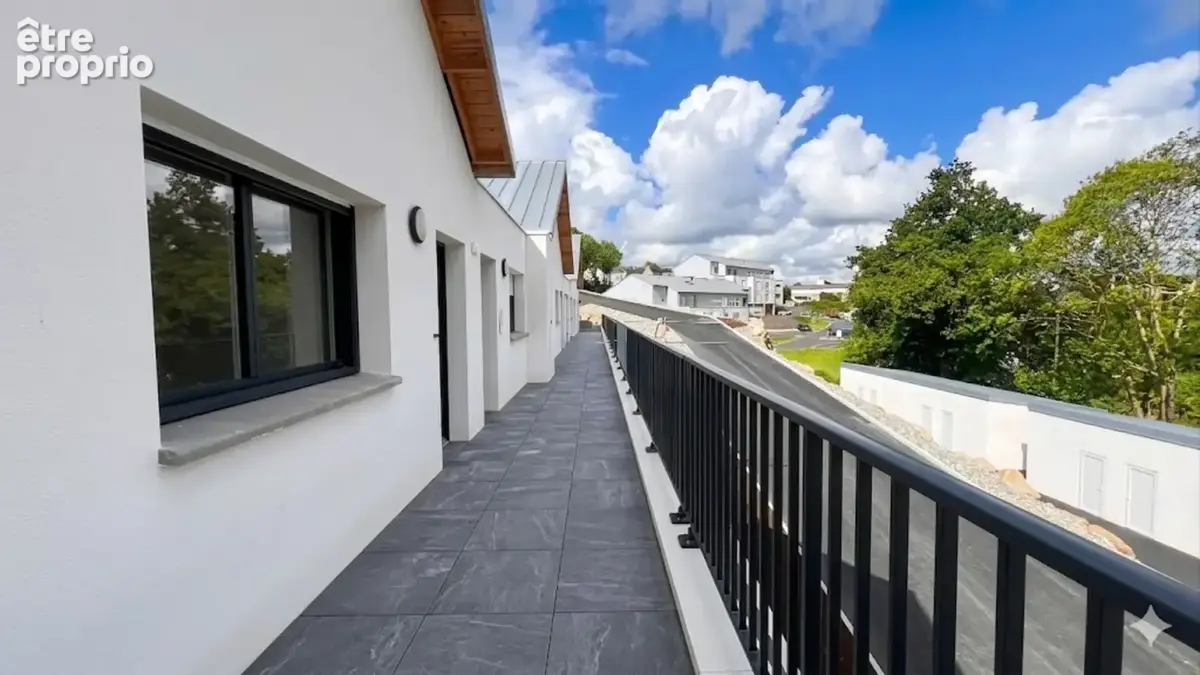 Dpt Finistère (29), à vendre QUIMPER appartement T2 dernier étage de 45 m² habitable - Terrasse - Box - Parking souterrain - photo 9