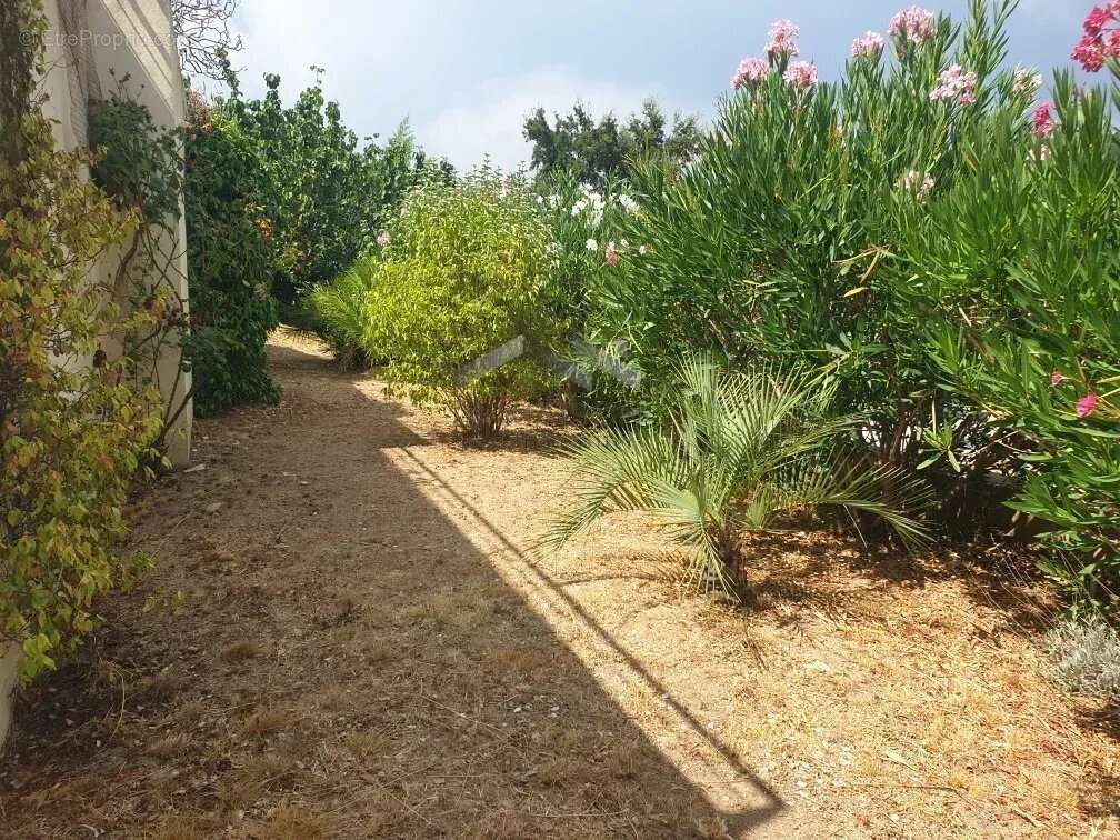 Villa T4 de 111 m² à Murateddu - photo 6